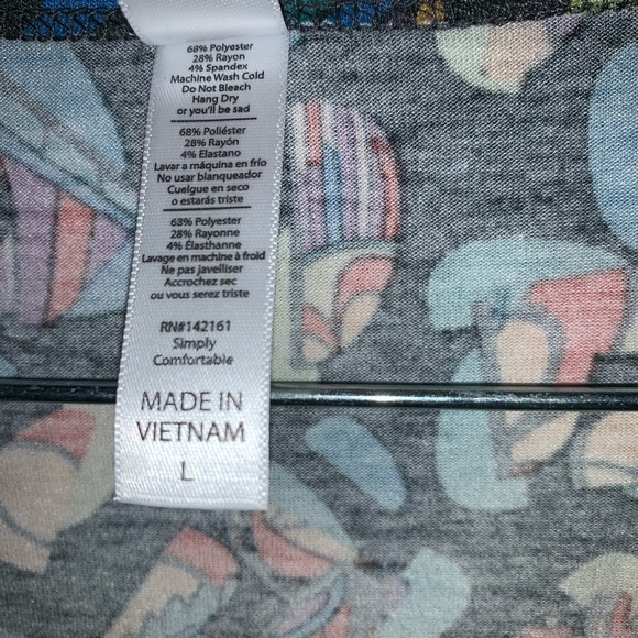 lularoe Scoop Neck Classic Top size L - Picture 3 of 3